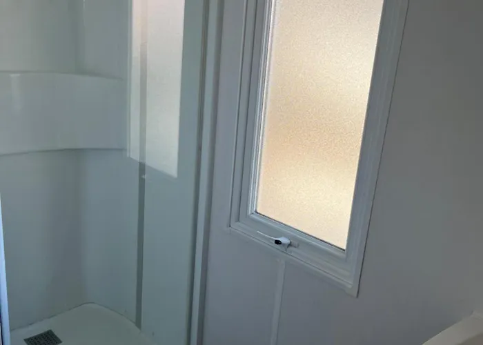 Дом отдыха Mobil 3 *